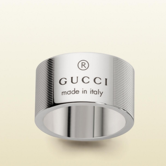 Gucci extra wide sterling silver wedding ring band size 6 new with Box gorgeous